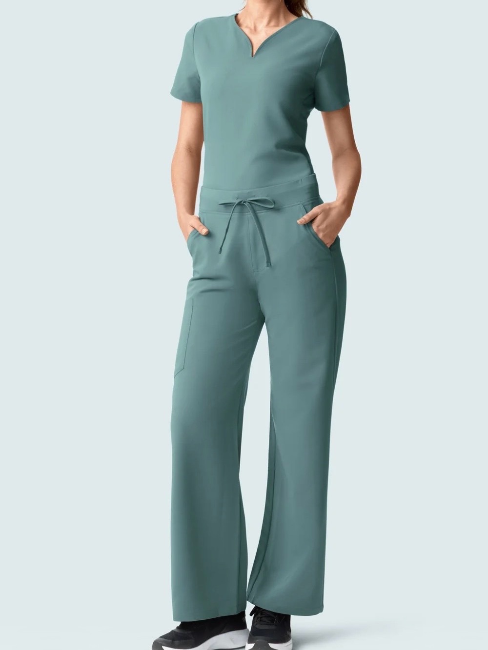 Mandala Women’s Scrub Top + Wide Leg Pant in Lagoon, size Small
